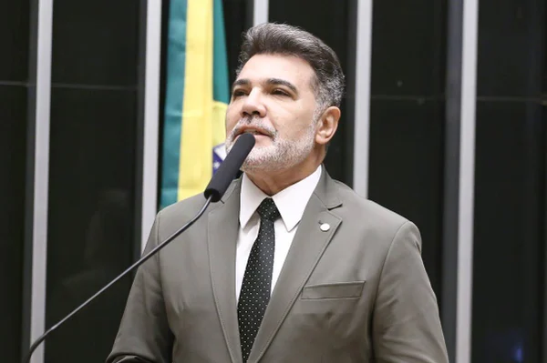 O apelo de Feliciano a Bolsonaro para ser candidato ao Senado em SP
