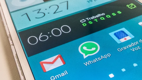 WhatsApp bane mais de mil contas no país após denúncias recebidas pelo TSE