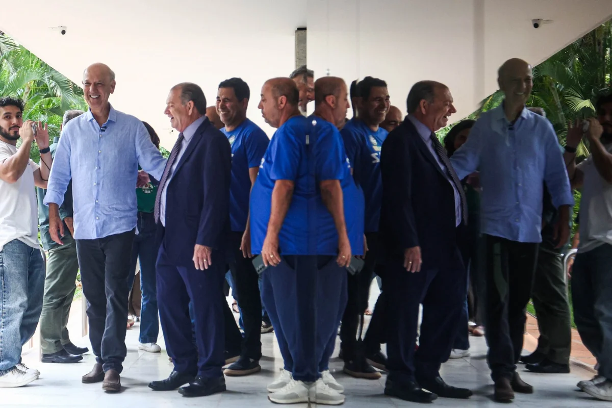 Barrado pelo TSE, Arruda diz que não recorrerá: Meu caminho se encerra aqui - imagem 6 Barrado pelo TSE, Arruda diz que não recorrerá: Meu caminho se encerra aqui - imagem 6