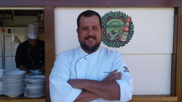 Solidariedade: Luiz Trigo reúne doações para moradores de rua