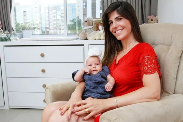 Camila Abrantes apresenta quarto de sua pequena Maitê