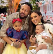 Neymar, Bruna Biancardi, Mavie e Mel são clicados na festa da filha mais velha do casal