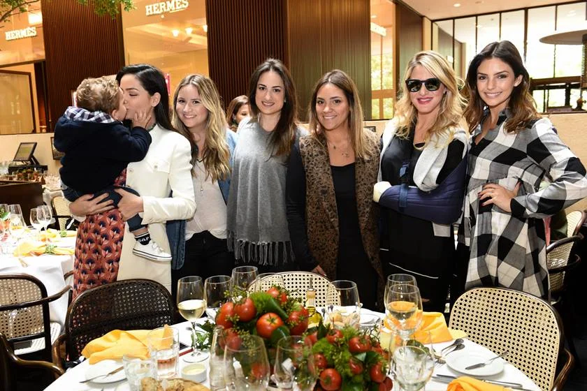 Antonio e Luciana Tranchesi, Maria Belluca, Manu Parente, Bel Pimenta, Nicole Kopenhagen e Carol Celico Antonio e Luciana Tranchesi, Maria Belluca, Manu Parente, Bel Pimenta, Nicole Kopenhagen e Carol Celico
