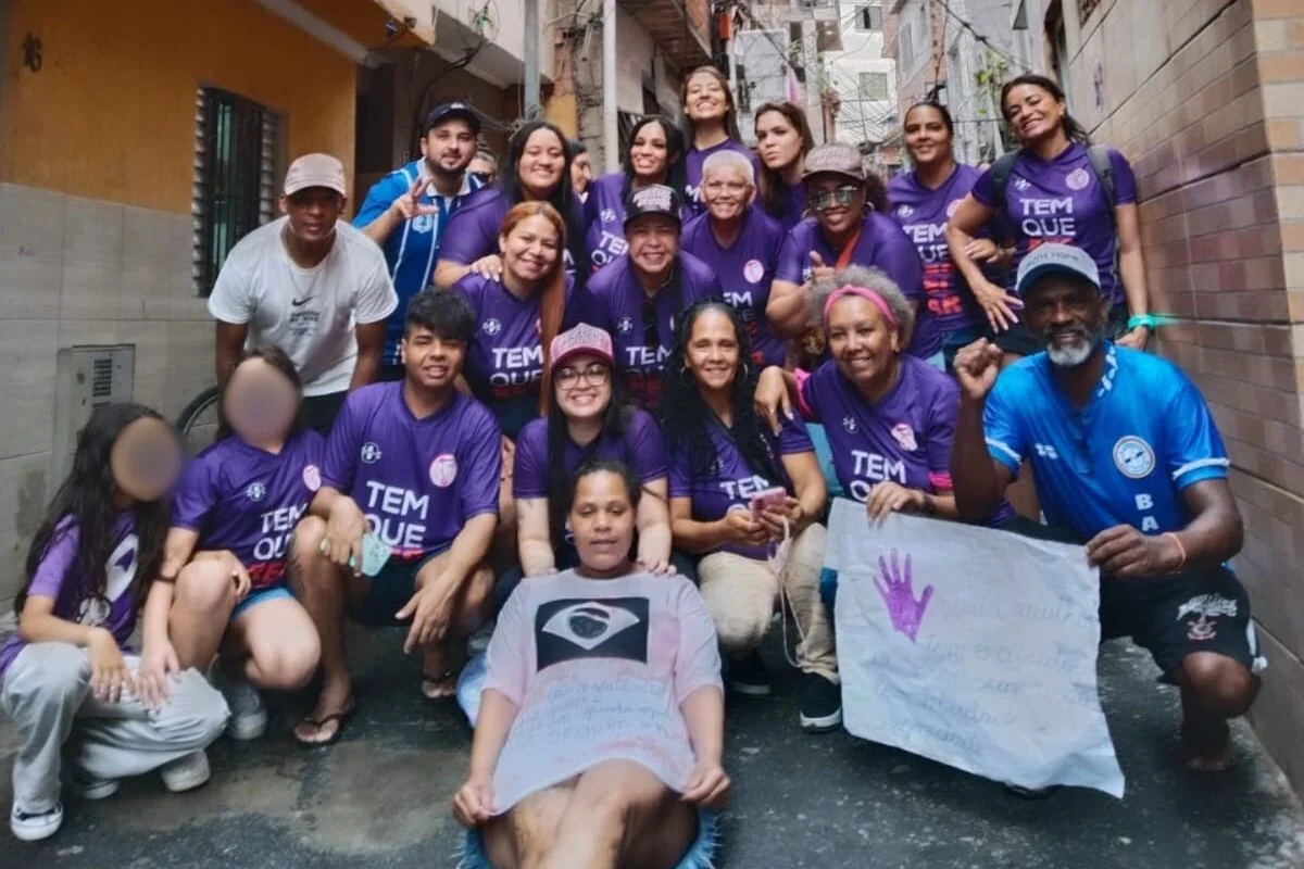 Mulheres da Várzea se movimentam contra casos de feminicídio Mulheres da Várzea se movimentam contra casos de feminicídio