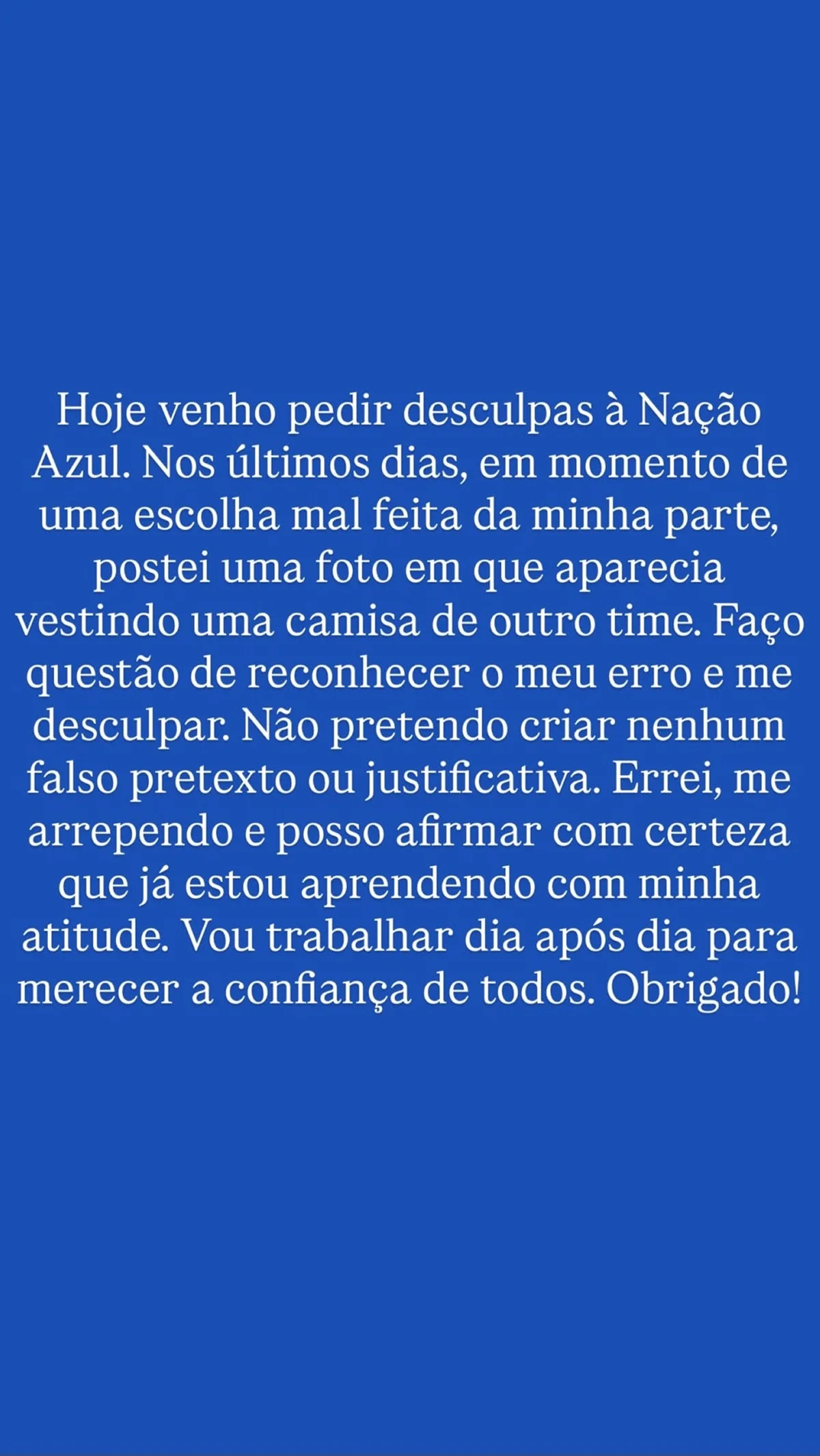 “Errei”, diz jogador do Cruzeiro após foto com a camisa do Flamengo - imagem 1 “Errei”, diz jogador do Cruzeiro após foto com a camisa do Flamengo - imagem 1