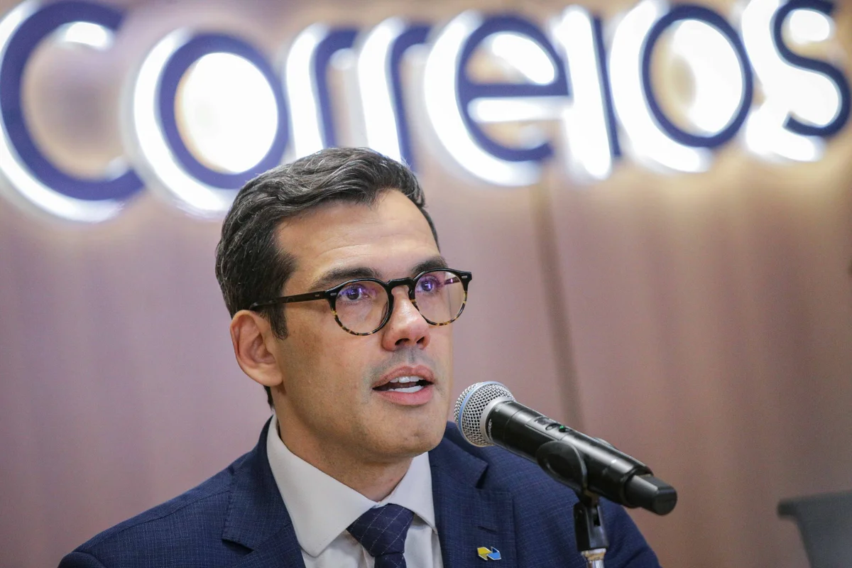 Correios: reestruturação prevê economia de R$ 4,2 bilhões por ano Correios: reestruturação prevê economia de R$ 4,2 bilhões por ano