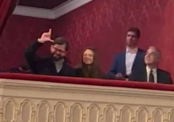 Boric faz o L