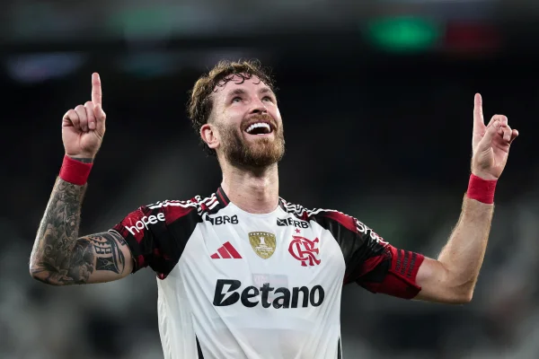 Flamengo atinge 2° maior superávit da história; veja balanço de 2025