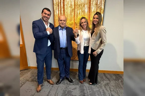 PMB declara apoio a projeto político de Ibaneis e Celina