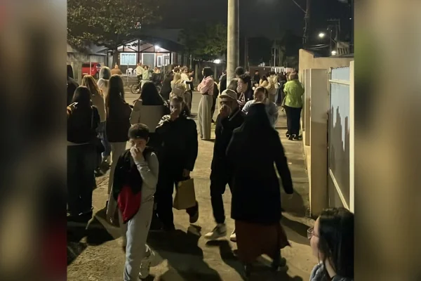 Vazamento de amônia intoxica fiéis durante culto em igreja de SC - Metrópoles