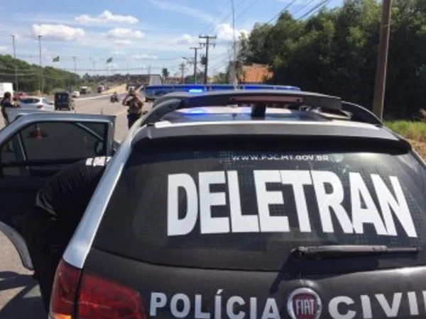 Carro Deletran - Metrópoles