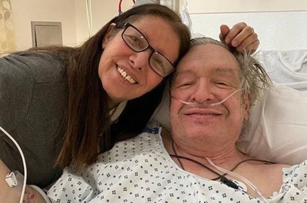 Olavo de Carvalho é internado nos EUA com problemas respiratórios