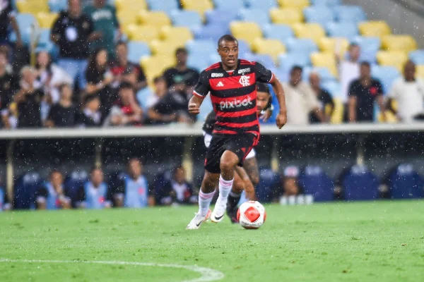 Gabigol perde pênalti e Vasco e Flamengo empatam sem gols no Maracanã