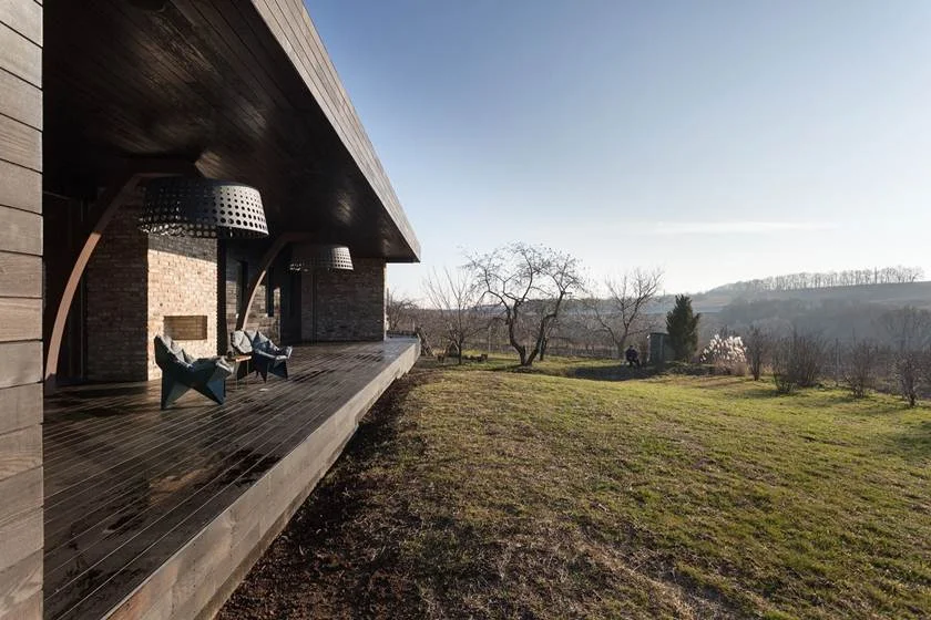 House for Weekends - SBM Studio House for Weekends - SBM Studio