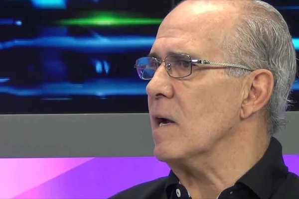 Voo da Chapecoense tinha 21 jornalistas, incluindo Mario Sérgio