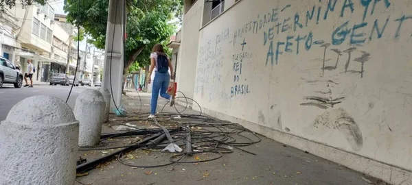 Cabos e fiação são alvos contínuos de furtos no Centro de Niterói