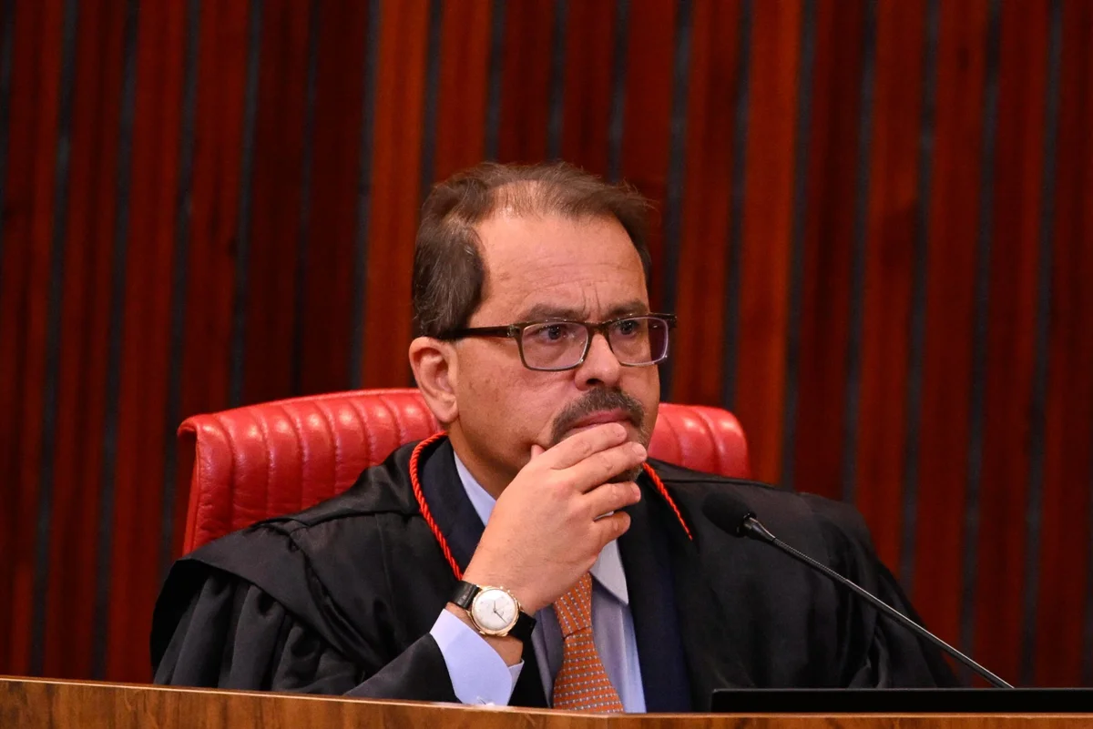 Caso Dallagnol chega ao TSE sob relatoria de ministro próximo a Moraes - imagem 1 Caso Dallagnol chega ao TSE sob relatoria de ministro próximo a Moraes - imagem 1