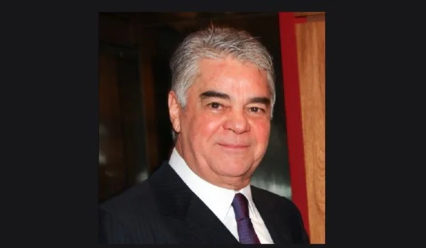 imagem colorida do megainvestidor Silvio Tino, da Bonsucex Holding - Metrópoles