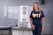 Material de campanha com número 22 atribuído a Celina é encontrado no DF - imagem 4 Material de campanha com número 22 atribuído a Celina é encontrado no DF - imagem 4