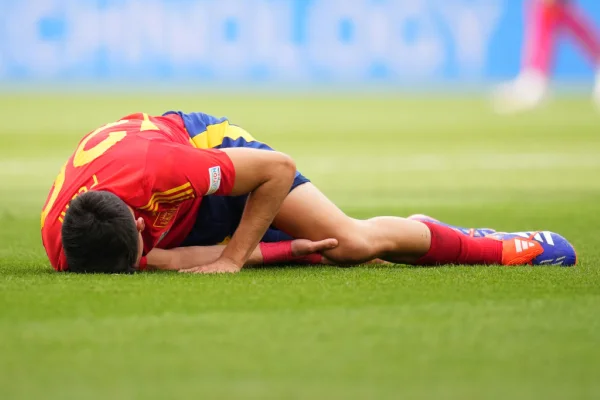 Imagem colorida de Pedri, jogador da seleção espanhola- Metrópoles