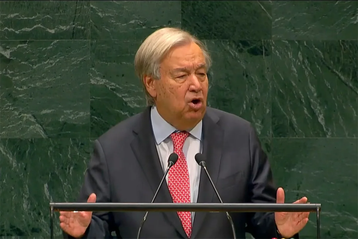 "Os combates têm de parar", diz secretário-geral da ONU, António Guterres "Os combates têm de parar", diz secretário-geral da ONU, António Guterres