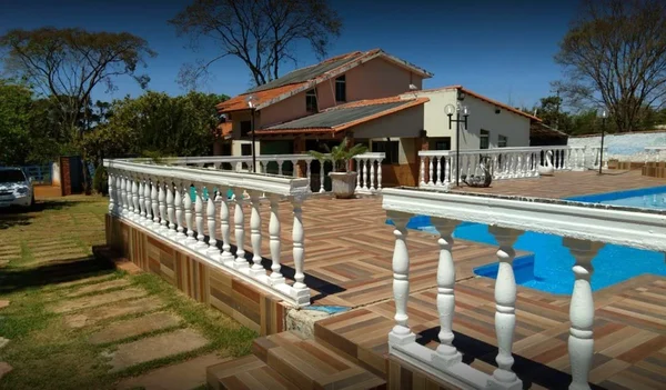 Dona de clínica de reabilitação clandestina é presa por cárcere privado