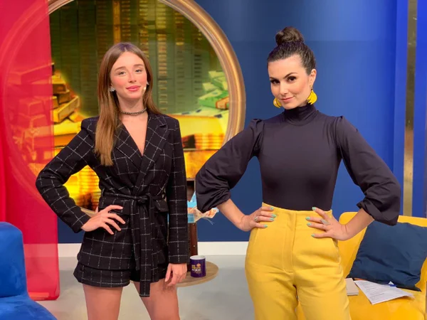 Duda Reis e Nathalia Arcuri no Me Poupe! Show