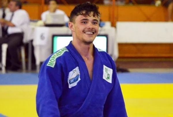Promessa do judô brasileiro morre afogado em piscina de casa