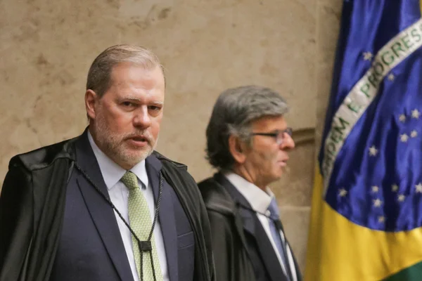 Com crise em alta, Congresso resgata propostas para limitar STF - destaque galeria Com crise em alta, Congresso resgata propostas para limitar STF - destaque galeria