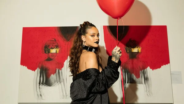 Com “ANTI”, Rihanna toma as rédeas do seu próprio som