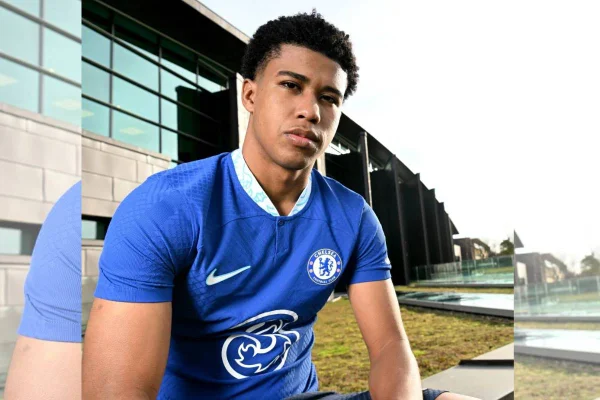 Imagem colorida do jogador Andrey, do Chelsea