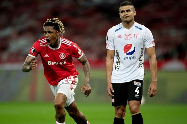 Inter vence na Libertadores