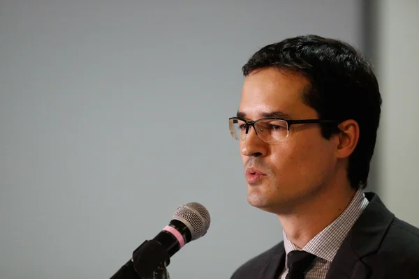MPF apresenta ação contra o PP, mais 10 políticos e pede R$ 2 bilhões