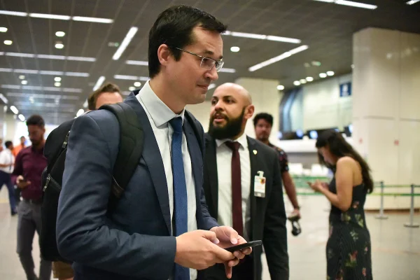Deltan Procurador da Lava Jato Deltan Dallagnol chega ao aeroporto de Brasília - Metrópoles