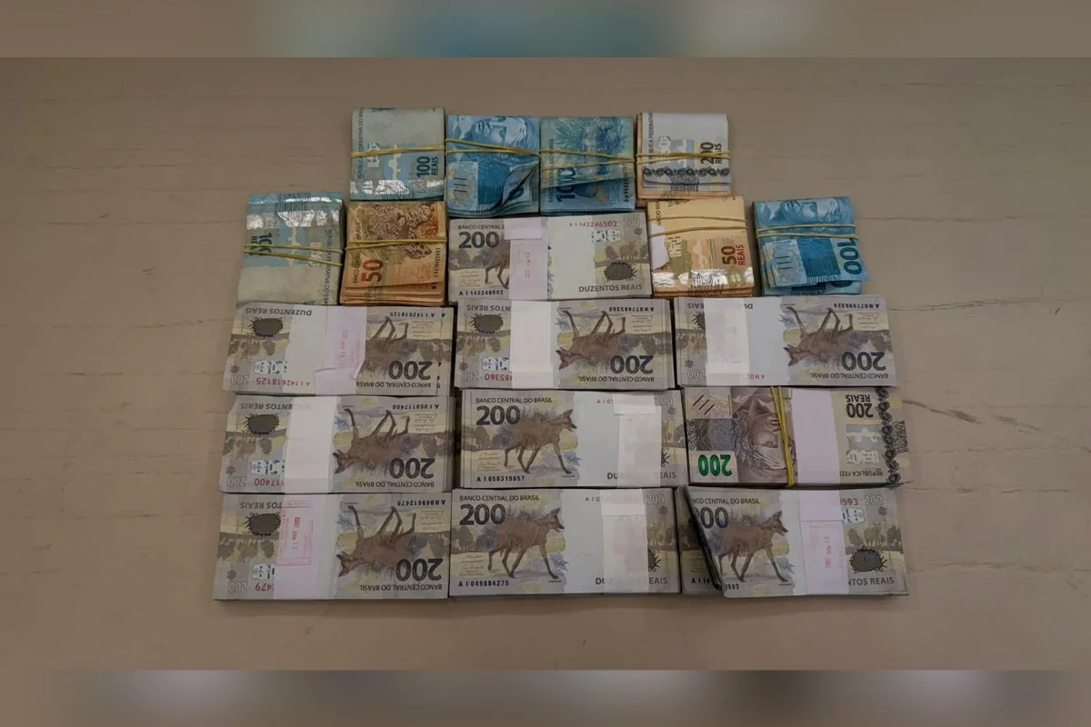 O balanço total do dinheiro apreendido ainda não foi divulgado O balanço total do dinheiro apreendido ainda não foi divulgado