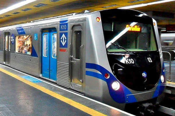 Após proposta do TRT, metroviários de São Paulo suspendem greve