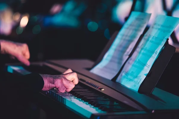Inteligência artificial completa 10ª Sinfonia de Beethoven