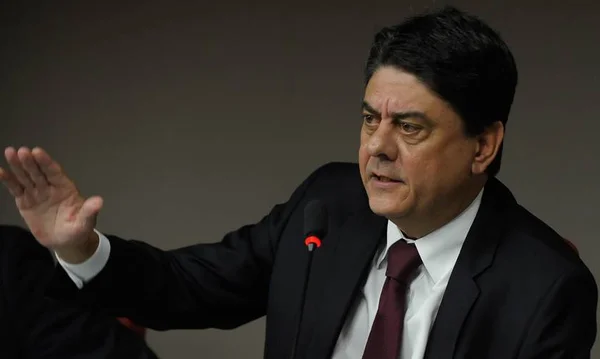 Busca por desaparecidos da ditadura continuará com Lula, diz transição