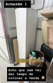 Susana Werner mostrou os móveis e outros itens que está vendendo Susana Werner mostrou os móveis e outros itens que está vendendo