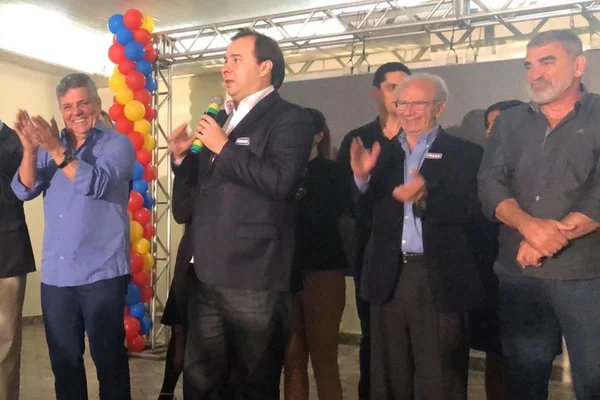 Ao lado de Rodrigo Maia, Alberto Fraga lança candidatura ao Senado