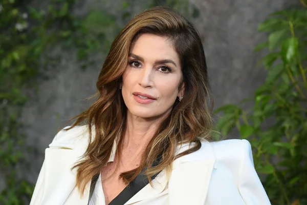 Veja fotos da nova mansão de Cindy Crawford, avaliada em R$ 21 milhões