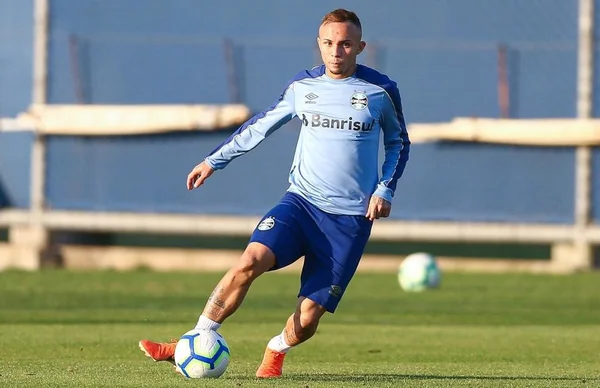 Arsenal tem Edu Gaspar como trunfo para contratar Everton, do Grêmio