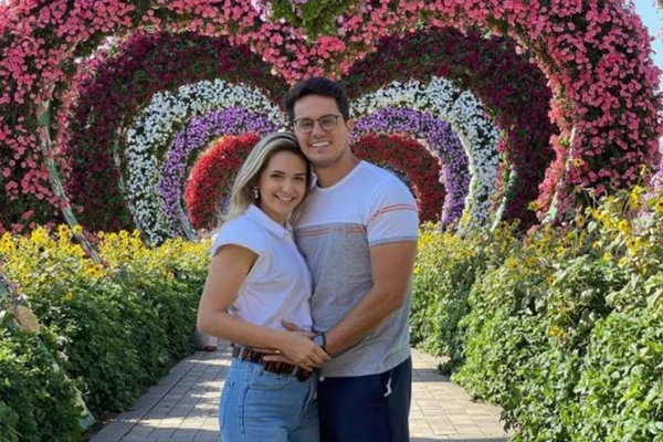 Pastor Deive Leonardo e esposa esperam terceiro filho