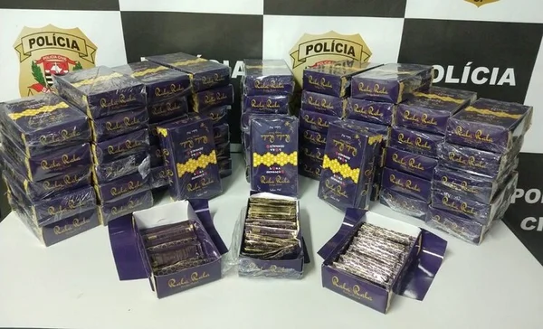 Dois donos de sex shops foram presos por vender "melzinho do amor" em Paulínia, no interior de São Paulo