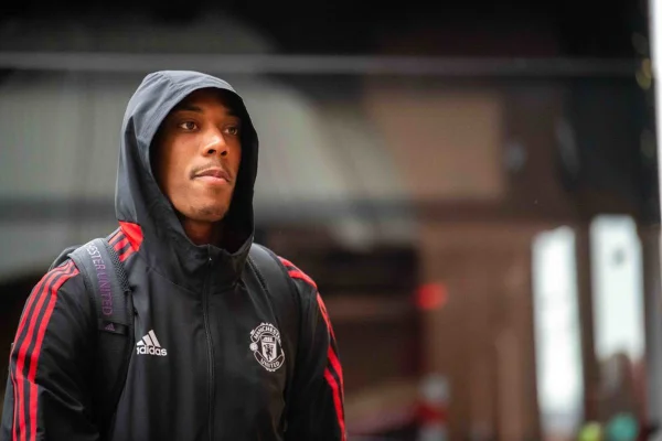 Eterna promessa troca o Manchester United pelo Sevilla; confira