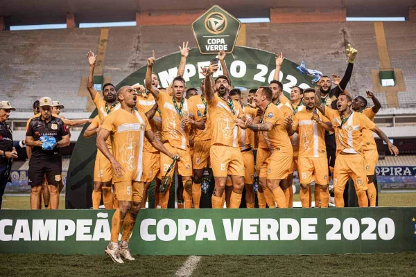 Nos pênaltis, Brasiliense bate o Remo e conquista título da Copa Verde