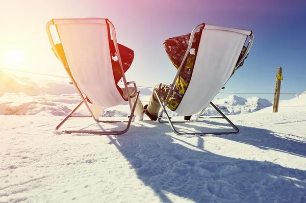 Brasileiros estão trocando a praia por férias relaxantes na neve