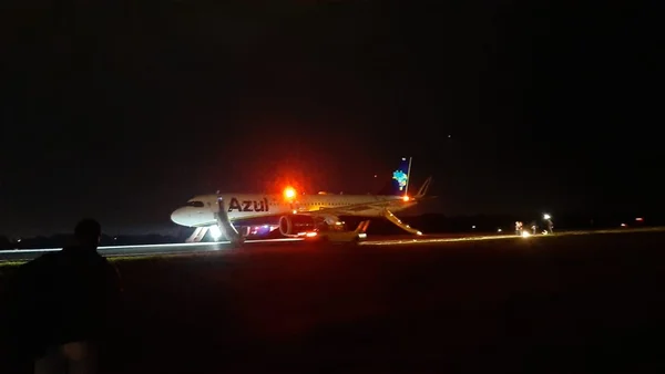 A aeronave não chegou a decolar
