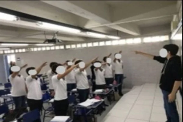 Estudantes de uma escola particular de Boa Viagem fazem saudação nazista e postam