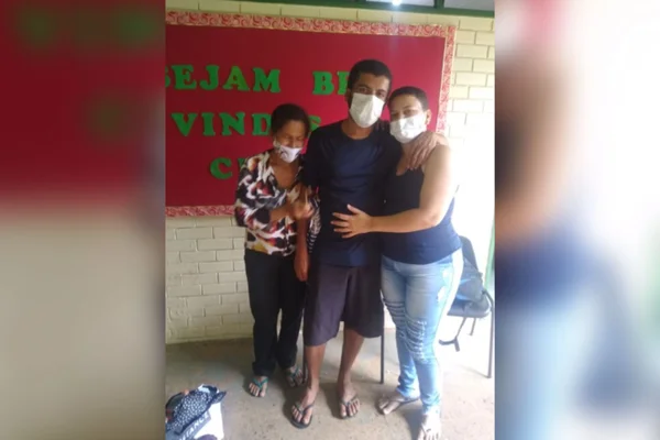 Final feliz: mãe reencontra filho desaparecido há 4 meses no DF